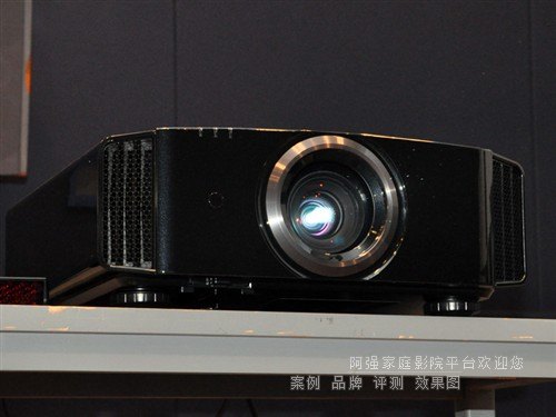 4K2KͶӰ�� 